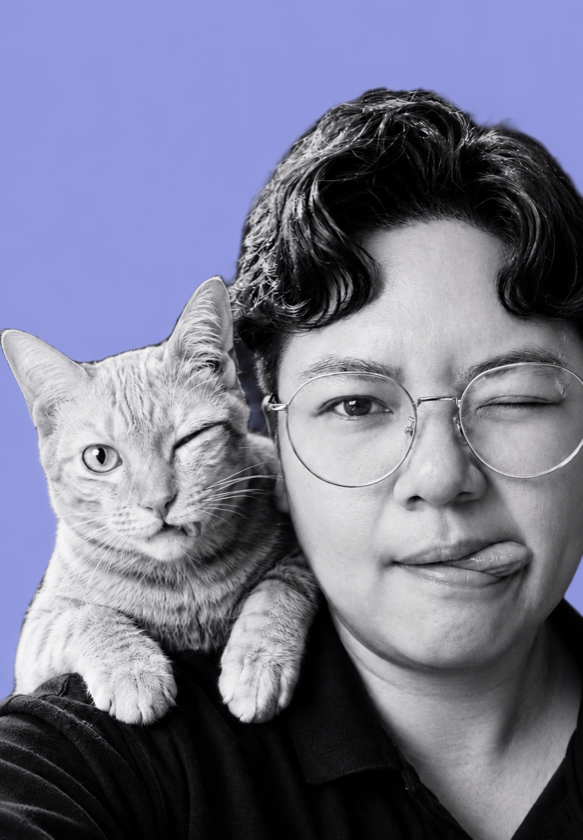 Portrait of Chalita Jainonthee with her cat